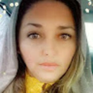 Meet your Posher, Leslie